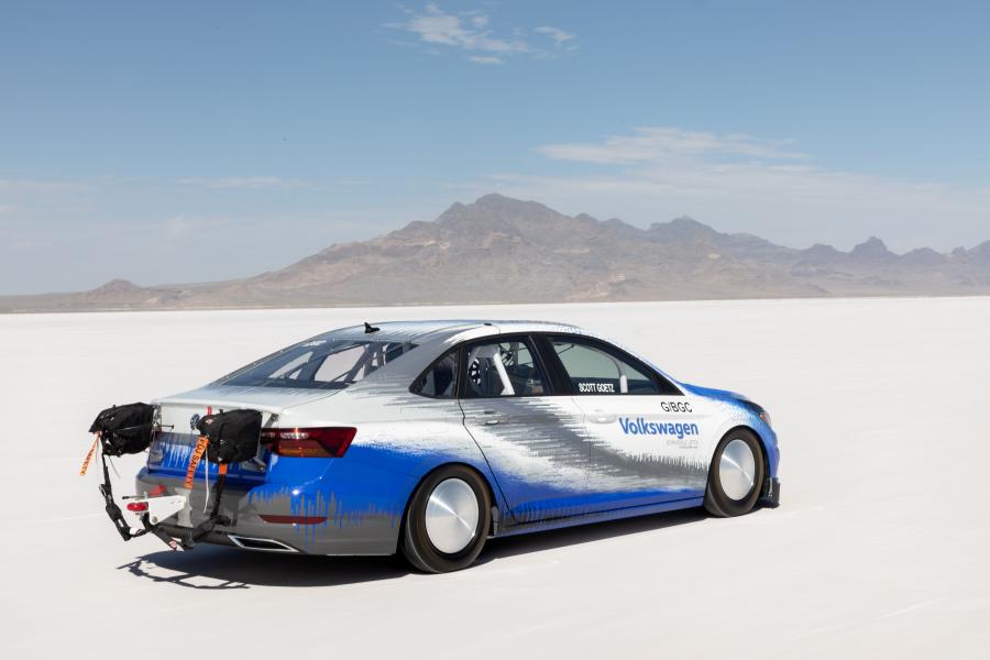  Volkswagen Jetta Bonneville Racer 2018 года  (фото 26 из 36)
